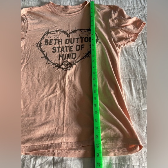 Yellowstone Women’s T Shirt. Light Pink Small. - Picture 6 of 6